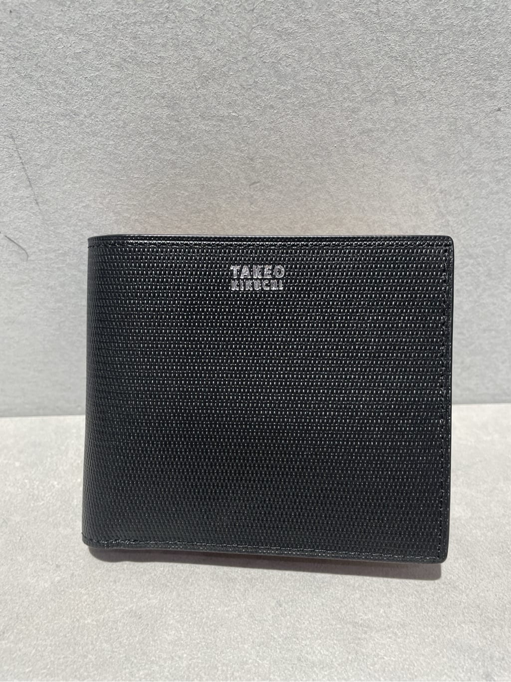 Tightさんの「TAKEO KIKUCHI｜【全7サイズ&times;8色展開！】トップマルチヘリンボン パンツ」を使ったコーディネート