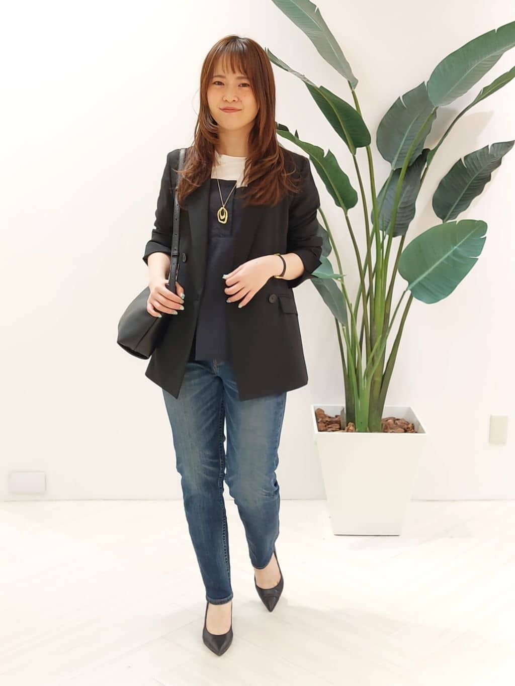 YuKaRiさんの「UNTITLED｜【Healthy DENIM&times;UNTITLED】別注 R Mrytle（リマートル）テーパードデニム」を使ったコーディネート