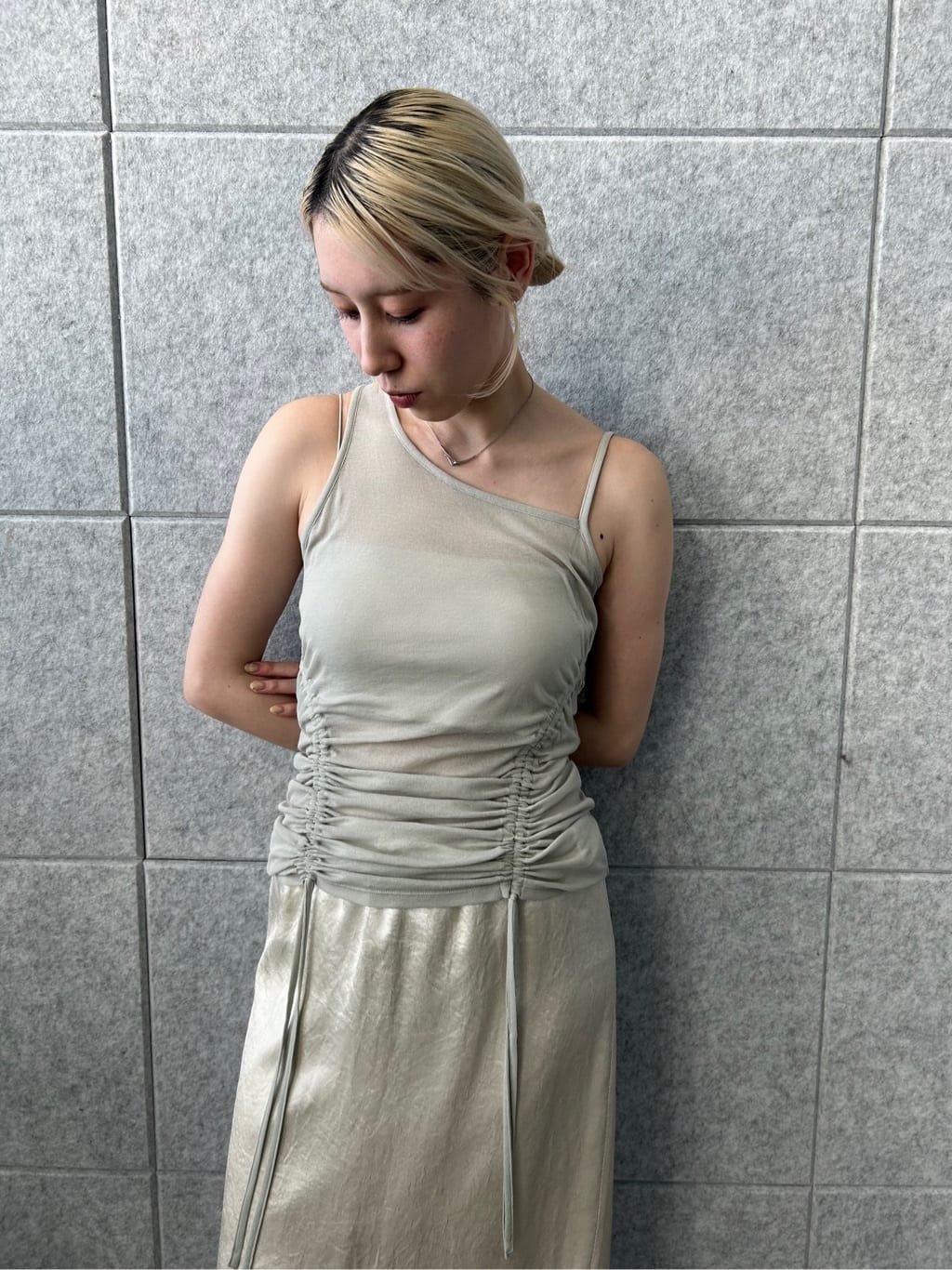 honoka Aさんの「CODE A｜asymmetry gather tank」を使ったコーディネート