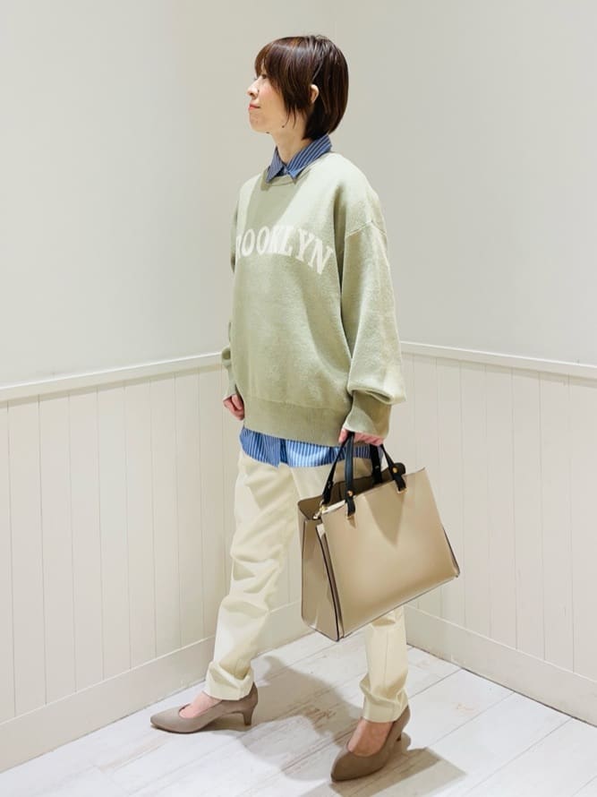 あきさんの「SHOO･LA･RUE｜【SS-3L/無理せずスリム】 ぐんぐん伸びる イージーテーパードパンツ」を使ったコーディネート