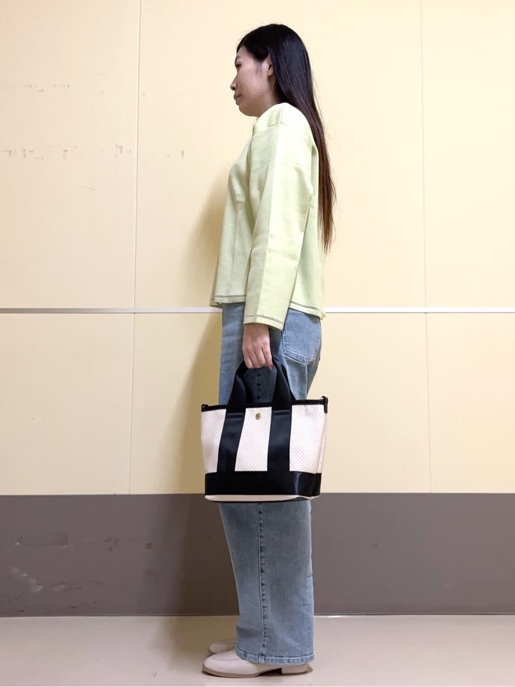 あきさんの「OPAQUE.CLIP｜◆ラメシアーラインニット【洗濯機洗い可】」を使ったコーディネート