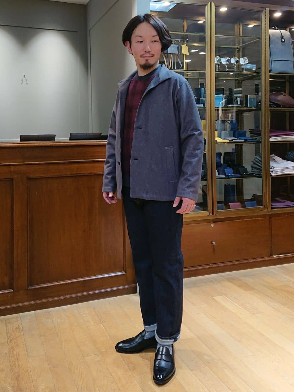 SHINTAROさんの「TAKEO KIKUCHI｜【DOWN FABRIC】ダウンファブリック スタンドカラーブルゾン」を使ったコーディネート