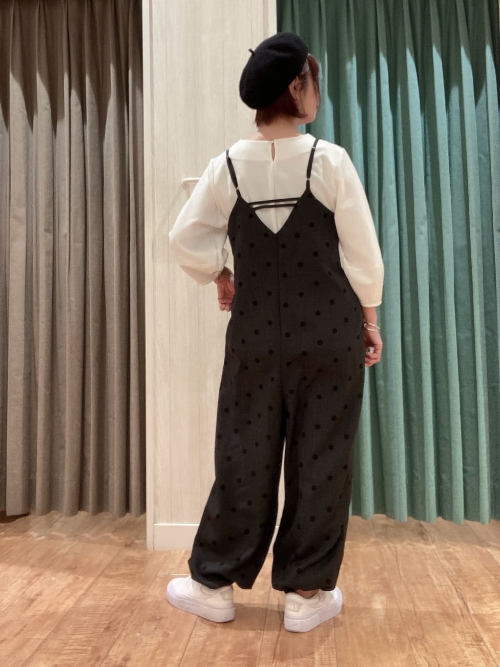 えみりんさんの「SHOO･LA･RUE｜」を使ったコーディネート