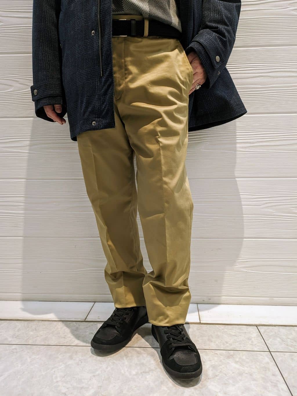 かずさんの「TAKEO KIKUCHI｜【オフィスカジュアル対応】ドレス チノパンツ」を使ったコーディネート