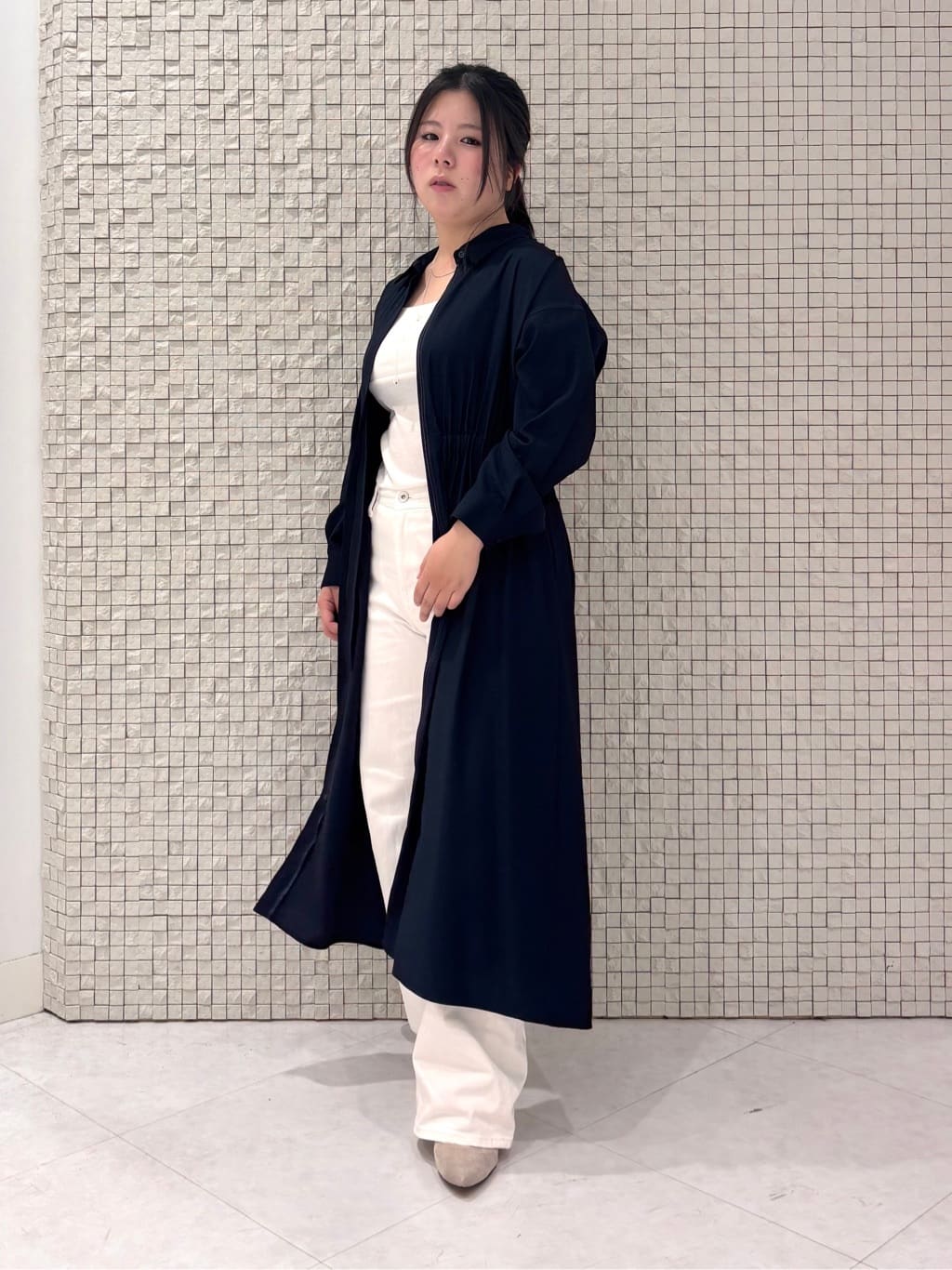 MEGUMIさんの「INDIVI｜【日本製】ビスチェインナータンクトップ」を使ったコーディネート