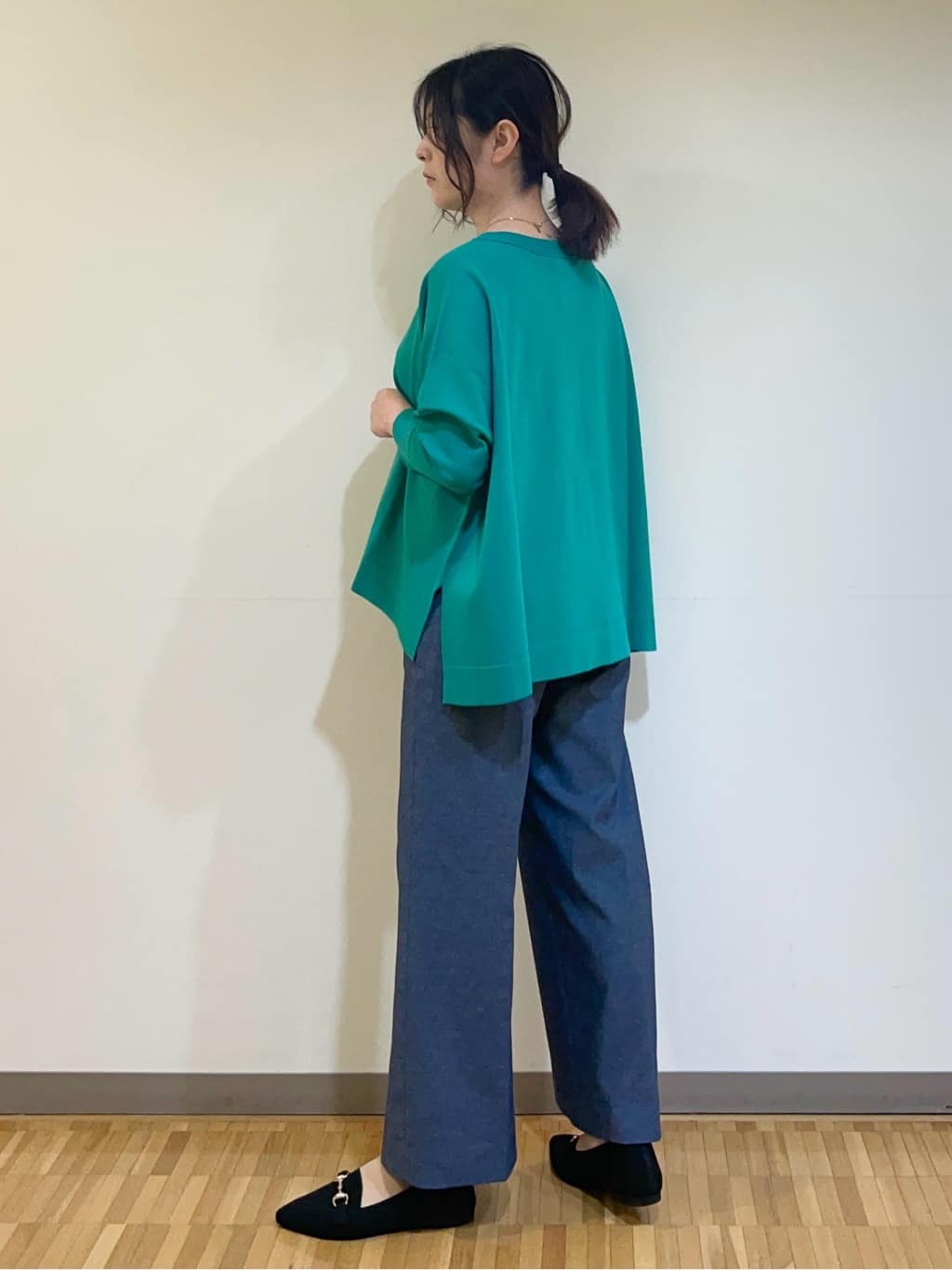 フナキさんの「UNTITLED｜◆ビッグトップネックレス」を使ったコーディネート