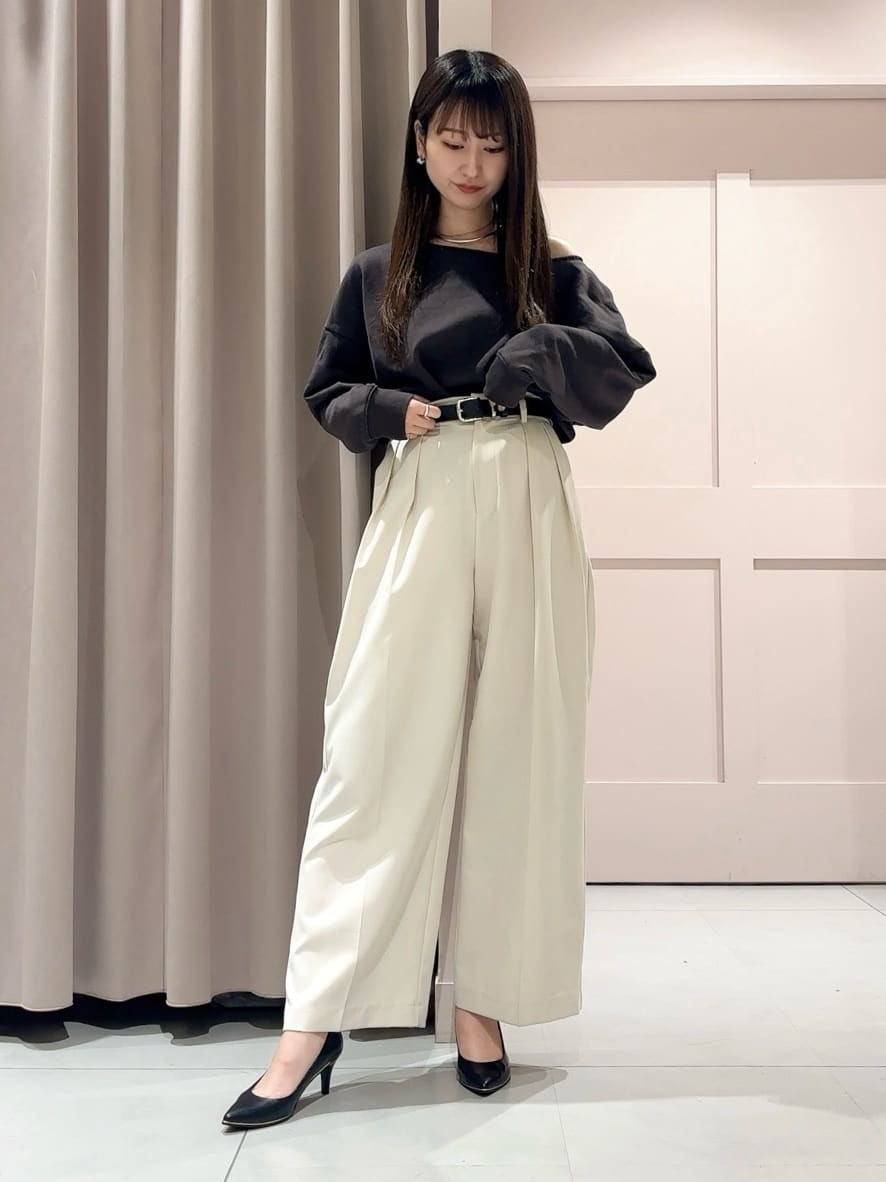 RINAさんの「ESPERANZA｜【12時間パンプス】約7.5㎝　歩きやすくて疲れにくい」を使ったコーディネート