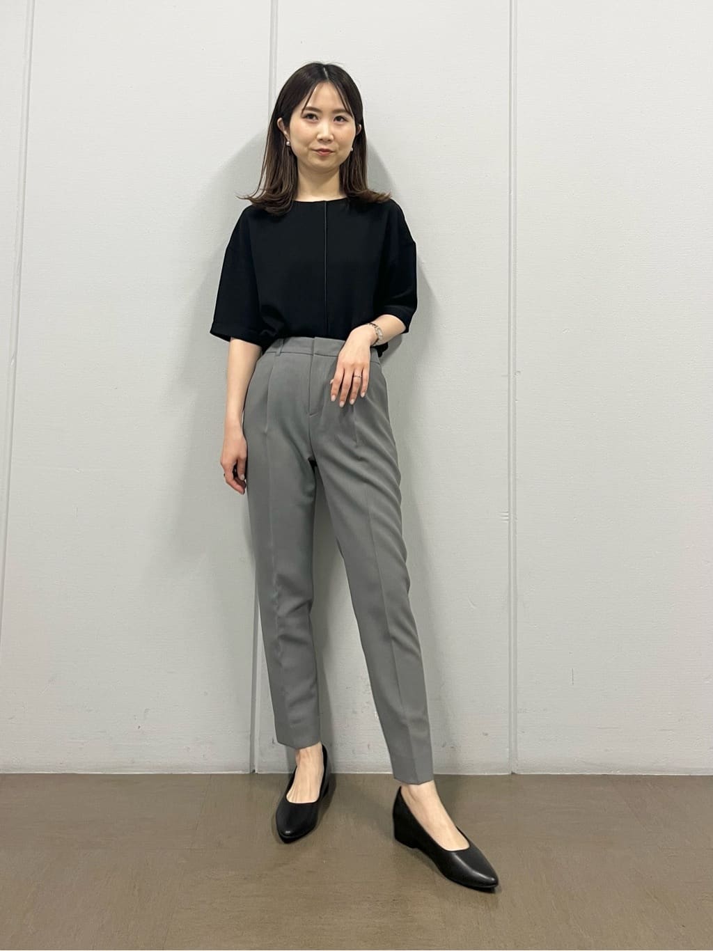 shokoさんの「INDIVI｜【定番スーツ／UVケア／洗える】ウール調ノーカラージャケット」を使ったコーディネート
