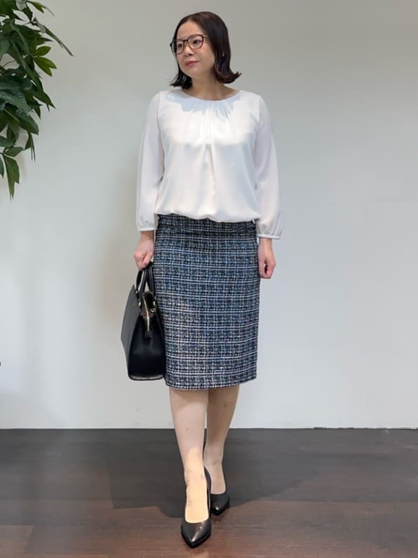 Asamiさんの「UNTITLED｜【セレモニー対応】ビジューブローチセット」を使ったコーディネート