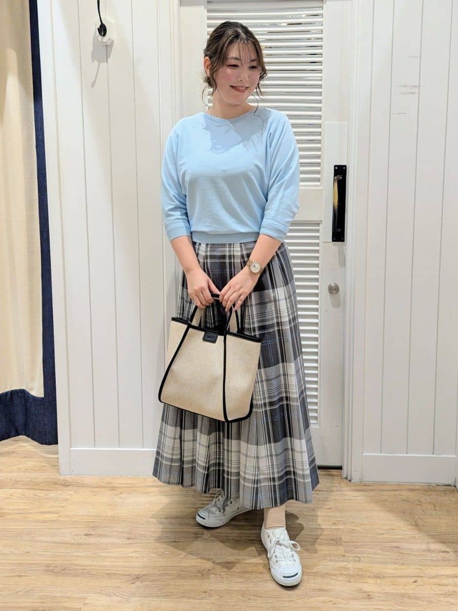 ayakaさんの「Dessin｜◆【選べる7色展開・洗える】後ろボタンニットプルオーバー七分袖（XS～L）」を使ったコーディネート