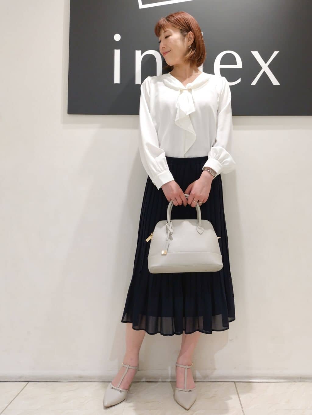 n.さんの「index｜◆ストレッチラッフルボウタイブラウス【洗濯機洗い可／防シワ】」を使ったコーディネート