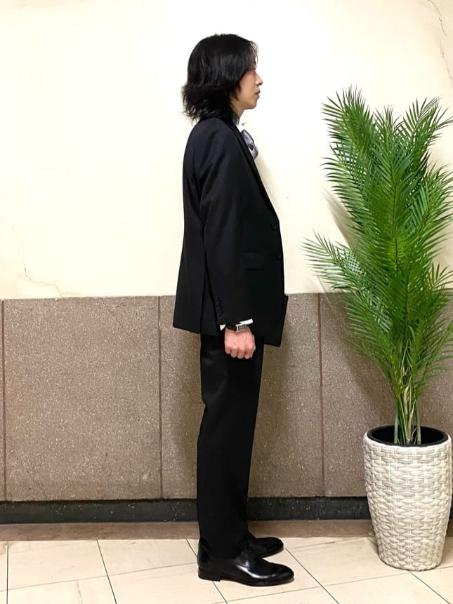 コバヤシさんの「TAKEO KIKUCHI｜フォーマルチーフ」を使ったコーディネート