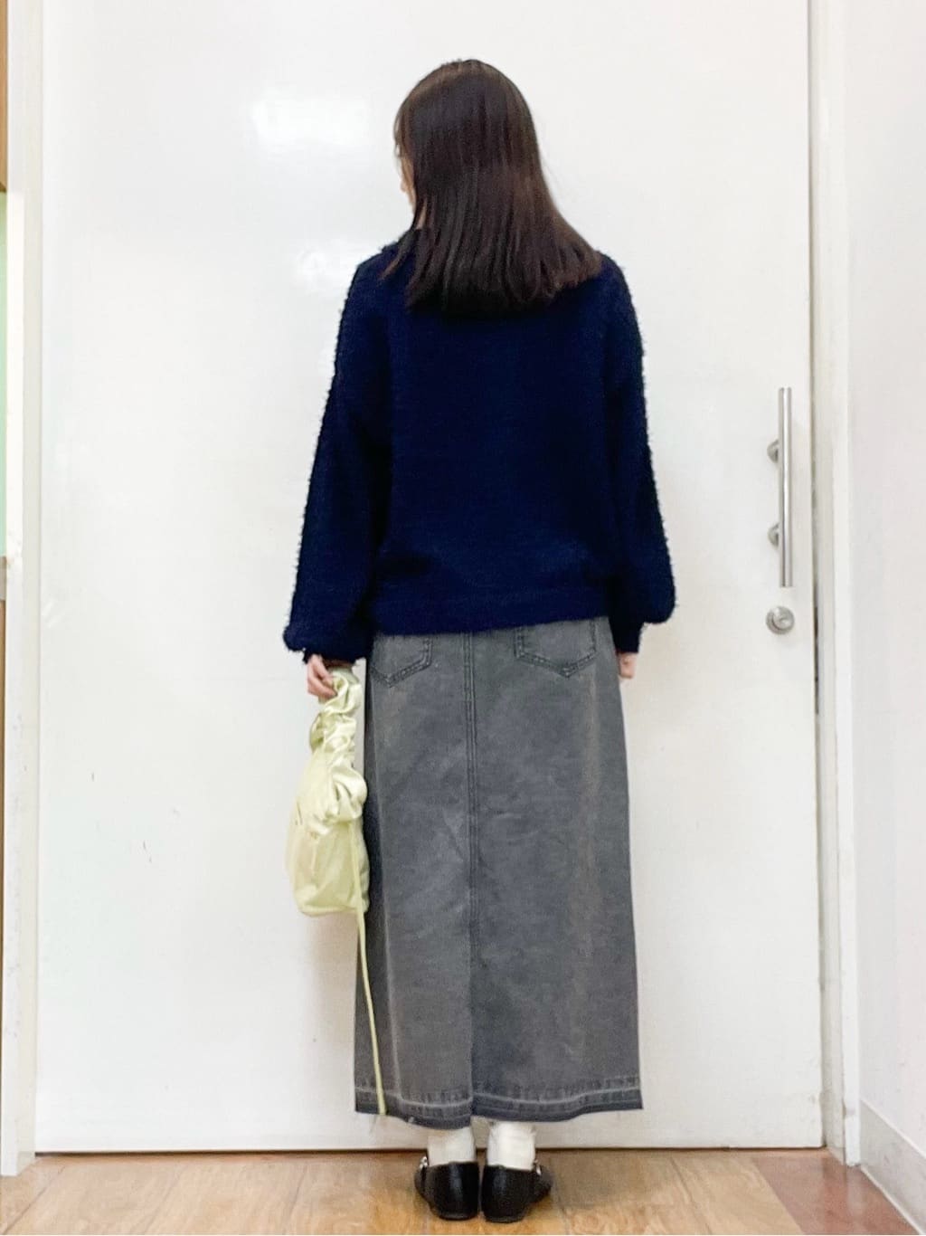 sakiさんの「SHOO･LA･RUE｜◆ミニドロストシャイニーショルダーバッグ」を使ったコーディネート