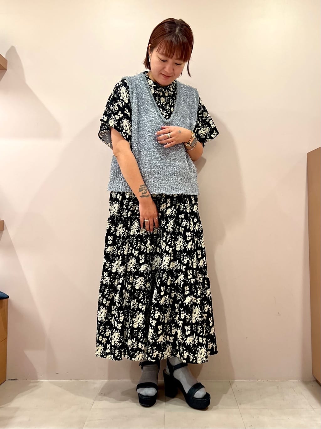 TAKAさんの「ESPERANZA｜アンクルベルトサンダル」を使ったコーディネート