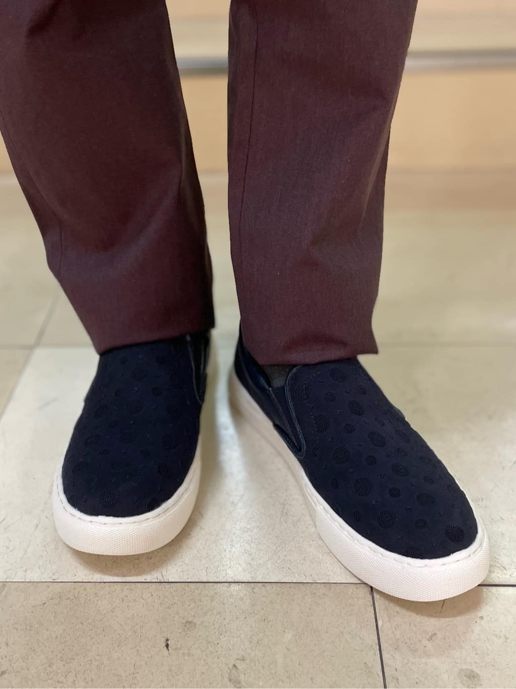 Okdさんの「TAKEO KIKUCHI｜【全7サイズ&times;8色展開！】トップマルチヘリンボン パンツ」を使ったコーディネート