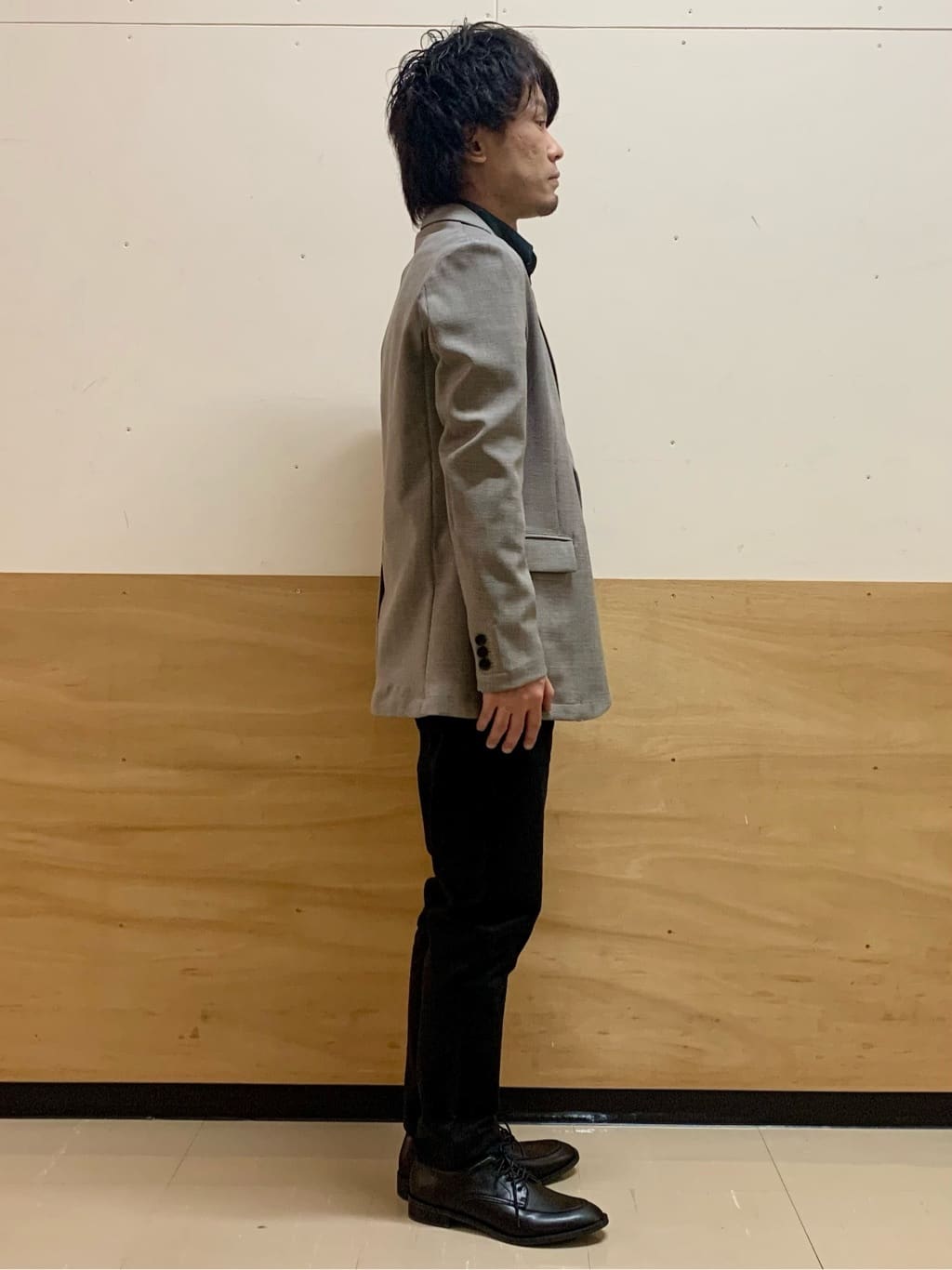 MATUさんの「THE SHOP TK｜【オールシーズン穿ける！】7DAYSストレッチへリンボンパンツ　ON&hArr;OFF兼用」を使ったコーディネート