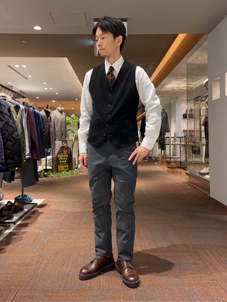 わいずみさんの「TAKEO KIKUCHI｜【Made in JAPAN】ブロード レギュラーカラー ドレスシャツ」を使ったコーディネート