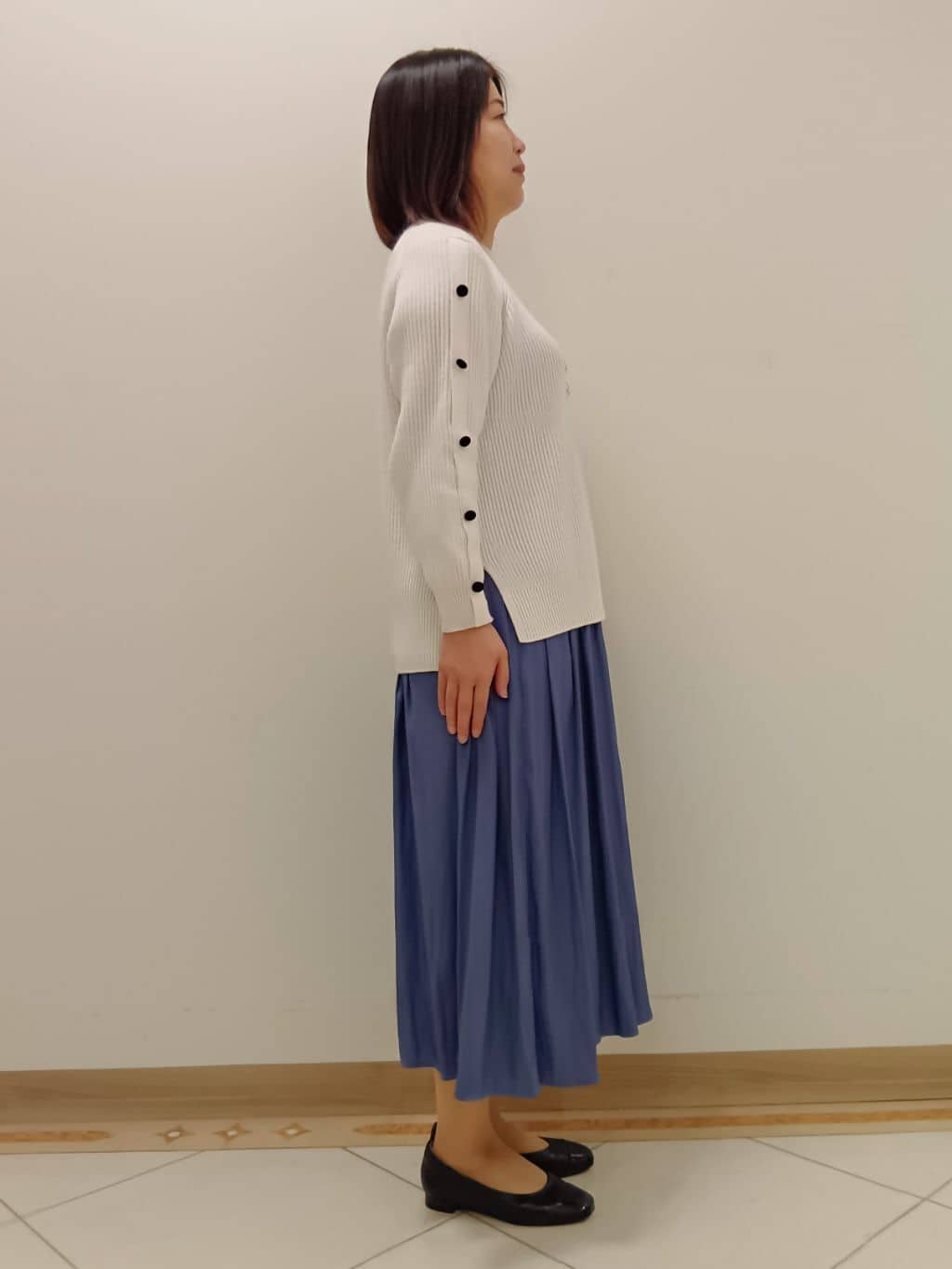 tomoさんの「Reflect｜◆【手洗い可／ウエスト総ゴム】シャンブレースカーチョパンツ」を使ったコーディネート