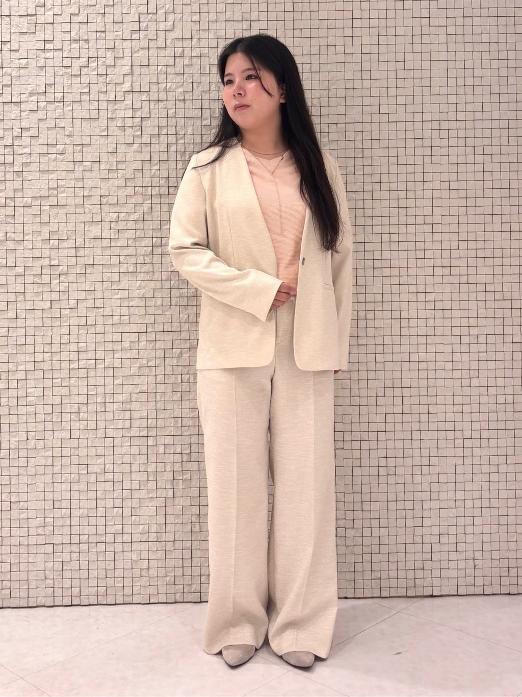 MEGUMIさんの「INDIVI｜」を使ったコーディネート