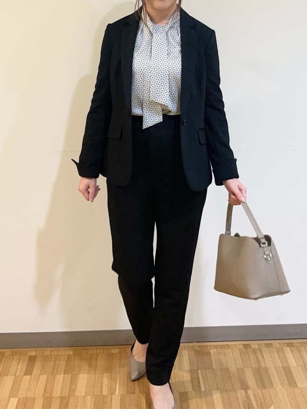 フナキさんの「UNTITLED｜【日本製・本革】Comfit Dresser Pumps（コンフィットドレッサーパンプス）」を使ったコーディネート