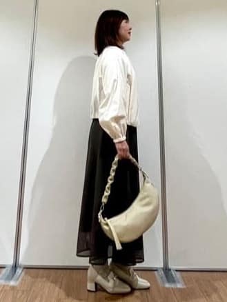 Juneさんの「UNTITLED｜◆【春の軽羽織り】ボリューム袖 ノーカラーブルゾン」を使ったコーディネート
