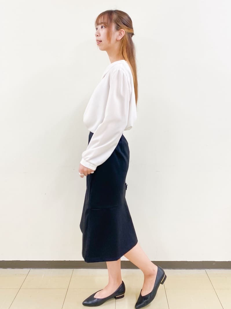 yurinaさんの「index｜《5色展開／S-LLサイズ》ストレッチマーメイドスカート／セットアップ対応【洗濯機洗い可／イージーケ」を使ったコーディネート