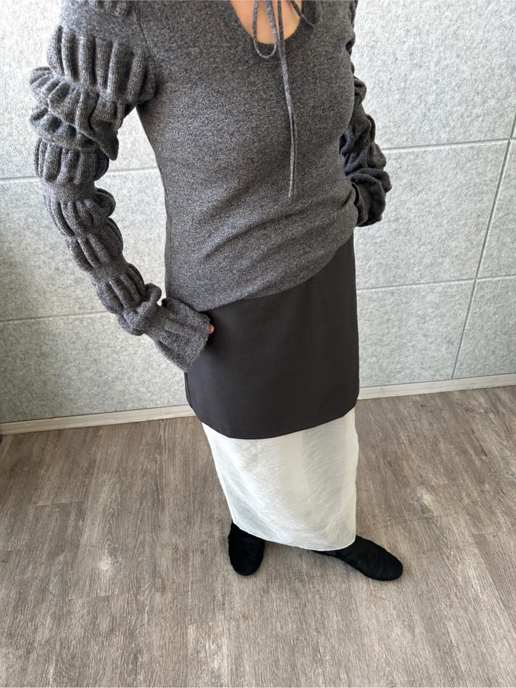 yukoさんの「CODE A｜gathered sleeves knit」を使ったコーディネート