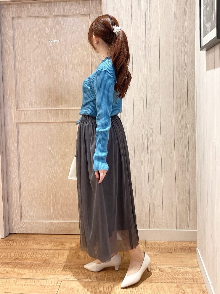 miiさんの「SHOO･LA･RUE｜◆【セレモニーからデイリーまで】女性らしさあふれる チュールスカート」を使ったコーディネート