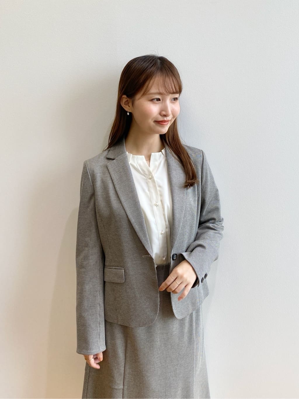 みさかさんの「index｜《5色展開／XS-LLサイズ》ストレッチテーラードジャケット／セットアップ対応【イージーアイロン】」を使ったコーディネート
