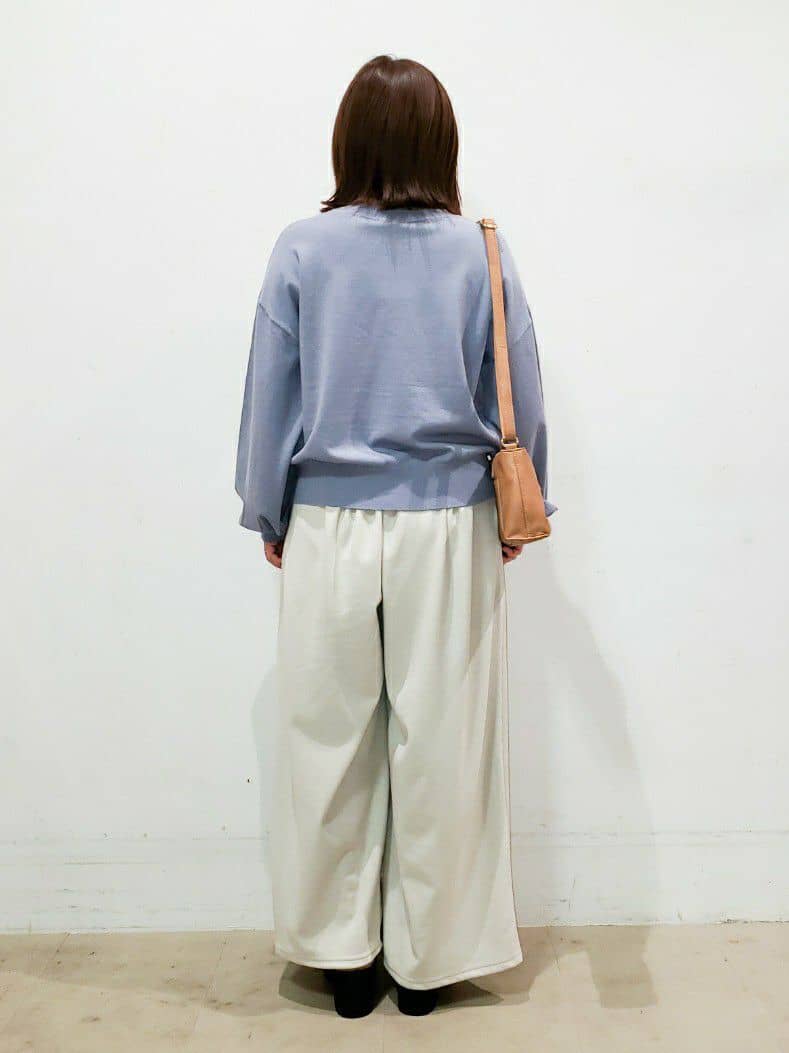 TSUCHIYAさんの「SHOO･LA･RUE｜◆【S-LL】大人のエレガントな着こなしに ラメ刺繍ニット」を使ったコーディネート
