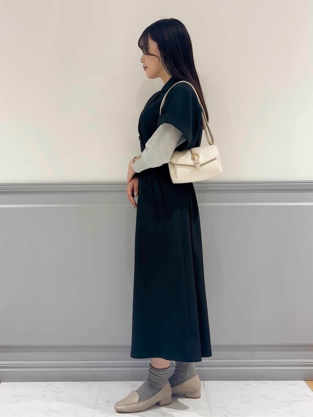 chihaさんの「grove｜◆【雑誌掲載】シーズレスで使えるトレンチライク2WAYワンピース」を使ったコーディネート
