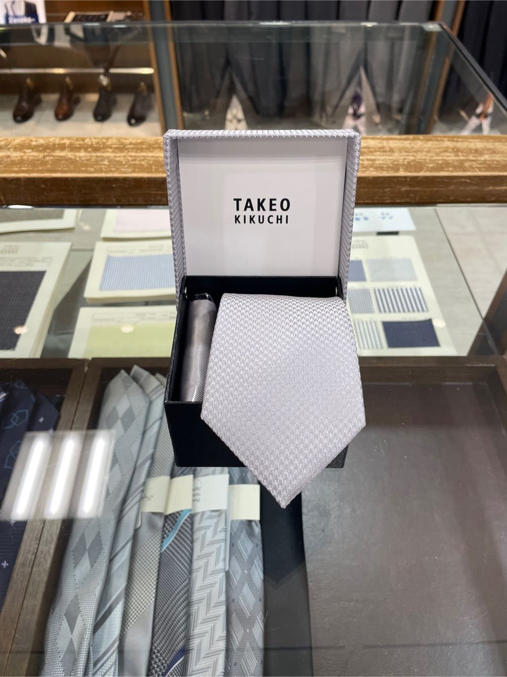 南薗大地さんの「TAKEO KIKUCHI｜」を使ったコーディネート