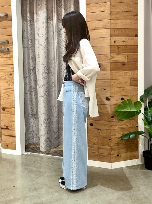 misaさんの「THE SHOP TK｜◆【体型カバー】ダブルポケットスキッパーシャツ/洗濯機OK」を使ったコーディネート