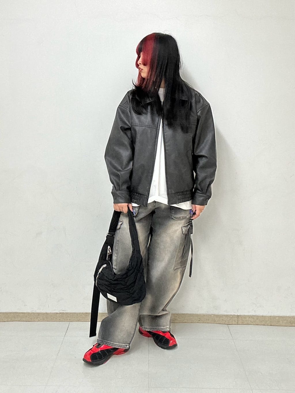 MANAさんの「tk.TAKEO KIKUCHI｜◆スプレーブリーチデニムカーゴパンツ」を使ったコーディネート