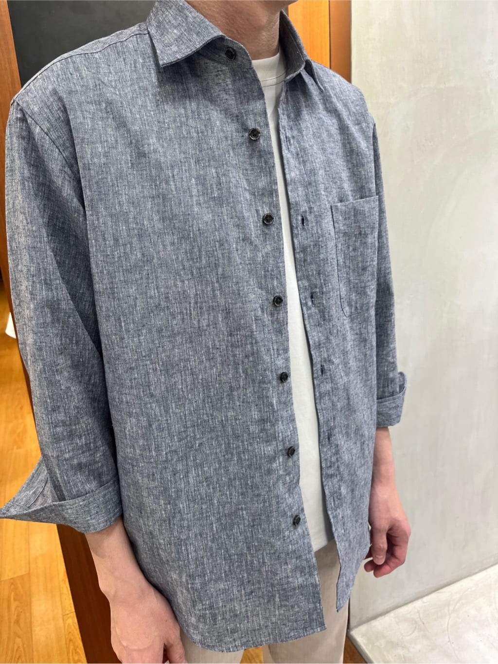 Yokochiさんの「TAKEO KIKUCHI｜【抗菌防臭／5サイズ展開】ハイゲージポンチ Tシャツ」を使ったコーディネート