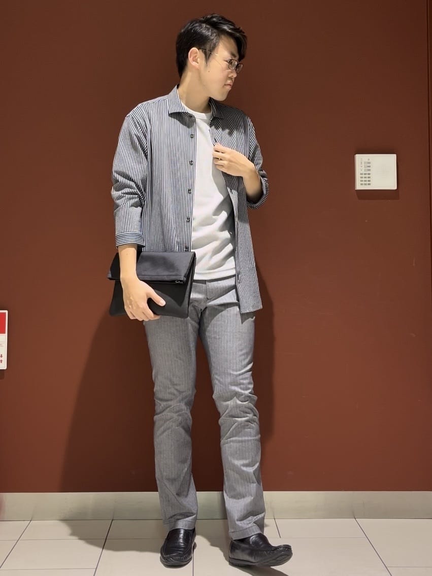 ジュンさんの「TAKEO KIKUCHI｜【Made in JAPAN】播州織 ヘリンボン ストレート パンツ」を使ったコーディネート