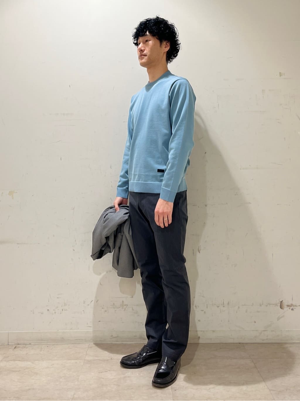 mutoさんの「TAKEO KIKUCHI｜【全7サイズ&times;8色展開！】トップマルチヘリンボン パンツ」を使ったコーディネート