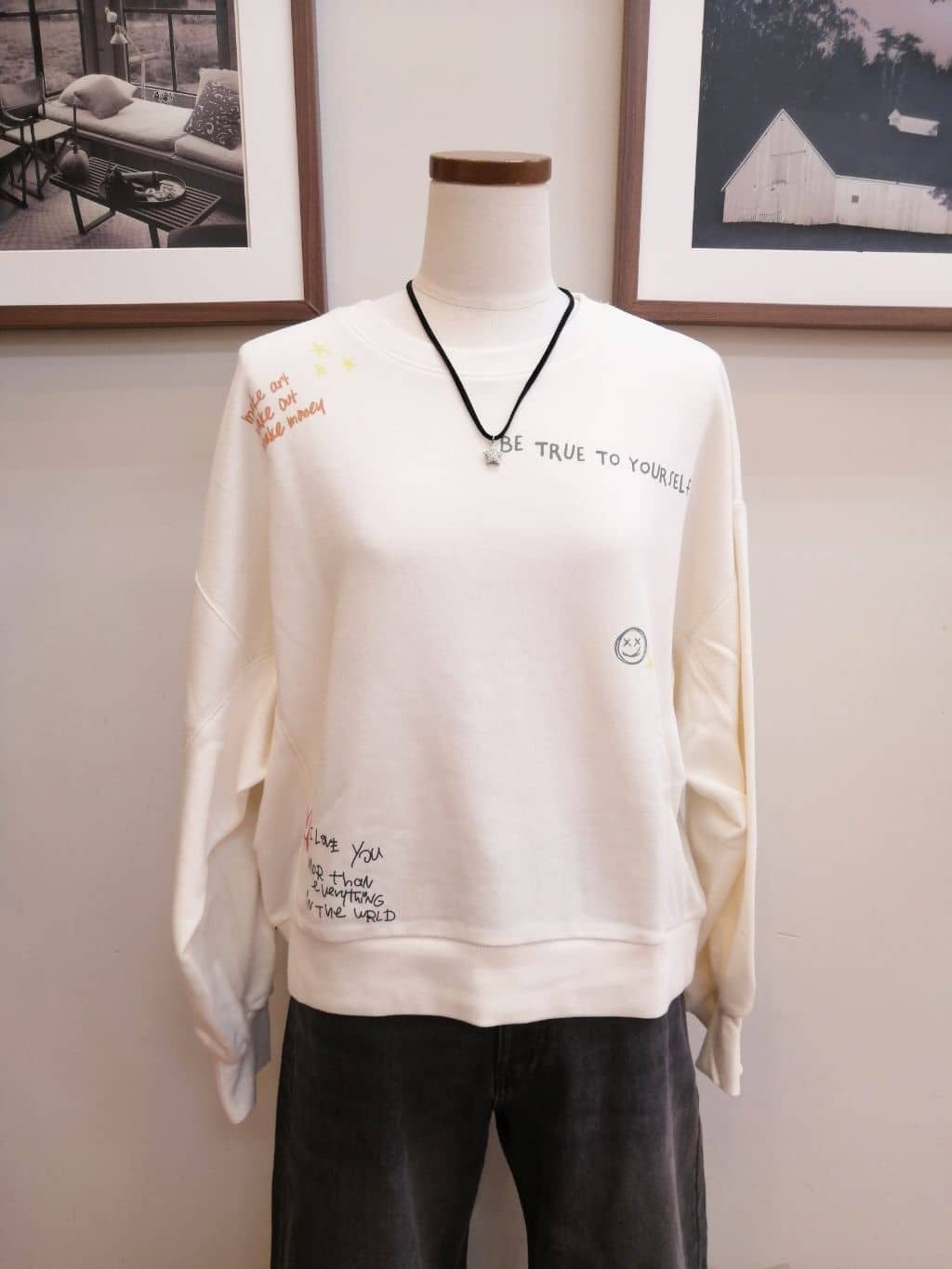 maiさんの「SHOO･LA･RUE｜◆ストレッチアーモンドトゥパンプス」を使ったコーディネート