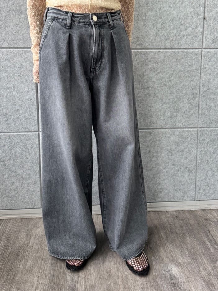 designer yukaさんの「CODE A｜bandeau bra top」を使ったコーディネート