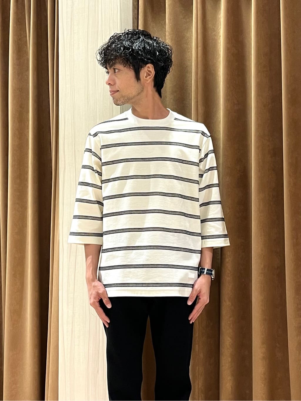 URAさんの「TAKEO KIKUCHI｜【Sサイズ～】ストレッチ デニム パンツ」を使ったコーディネート