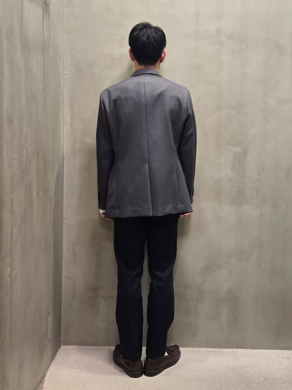 白木駆さんの「TAKEO KIKUCHI｜【オフィスカジュアル対応】ドレス チノパンツ」を使ったコーディネート