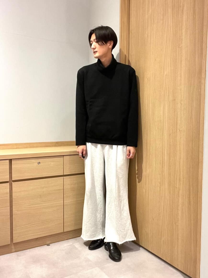 Seiyaさんの「TAKEO KIKUCHI｜【ウールカシミヤブレンド】ビーバー調 スタンドカラー コート」を使ったコーディネート