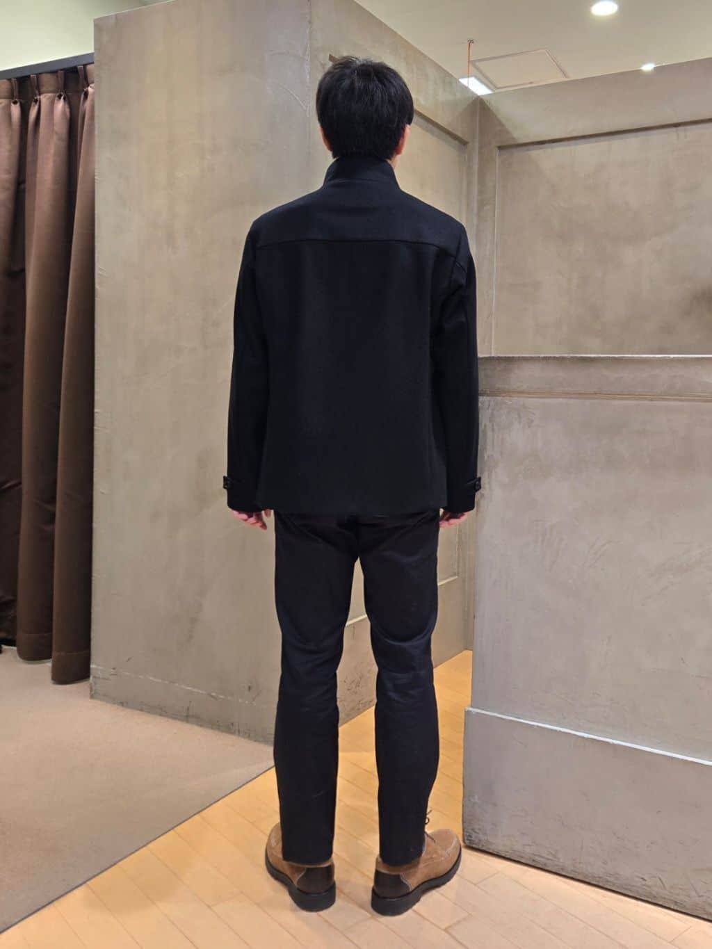 白木駆さんの「TAKEO KIKUCHI｜【オフィスカジュアル対応】ドレス チノパンツ」を使ったコーディネート