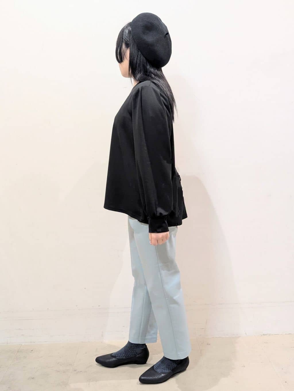 たぼく。さんの「SHOO･LA･RUE｜◆【高レビュー/洗える/美脚シルエット】ソフトスティックパンツ」を使ったコーディネート