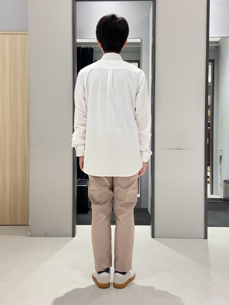 わいずみさんの「TAKEO KIKUCHI｜【Made in JAPAN】播州織 ヘリンボン ストレート パンツ」を使ったコーディネート