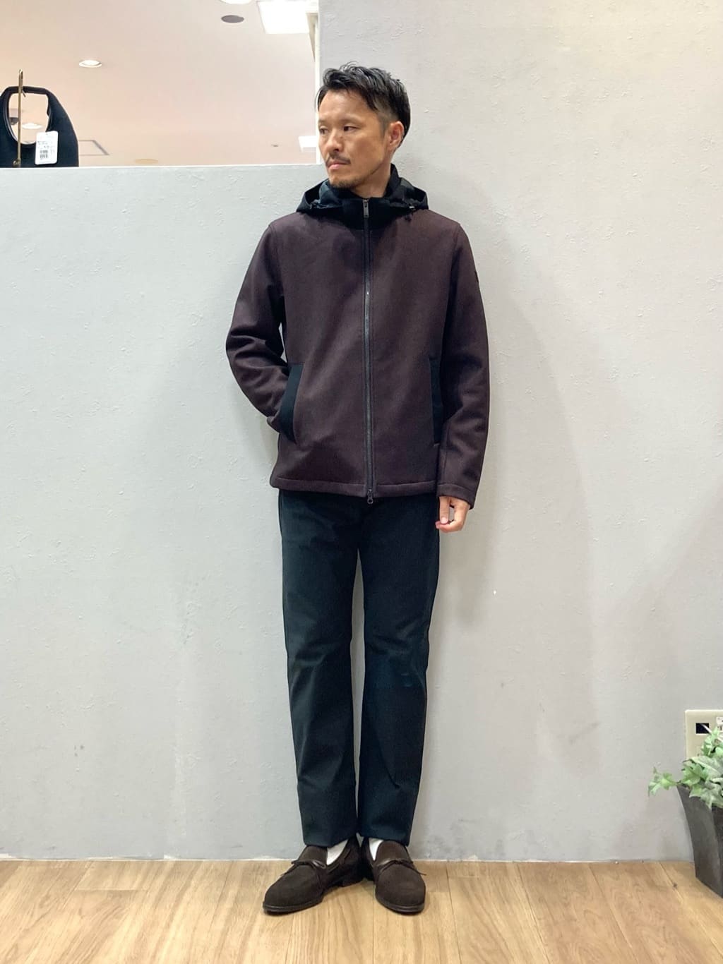 シュンさんの「TAKEO KIKUCHI｜【Made in JAPAN】播州織 ストレッチ パンツ」を使ったコーディネート