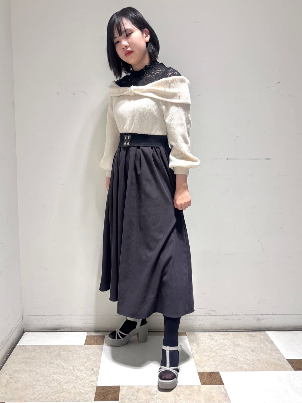 夜桜さんの「ESPERANZA｜Tストラップミニバックルサンダル」を使ったコーディネート