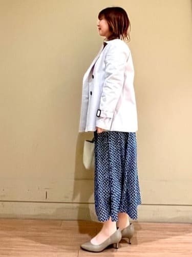 Juneさんの「UNTITLED｜◆【きれいめ／オフィス】スクエアジオメトリック柄ワンピース」を使ったコーディネート