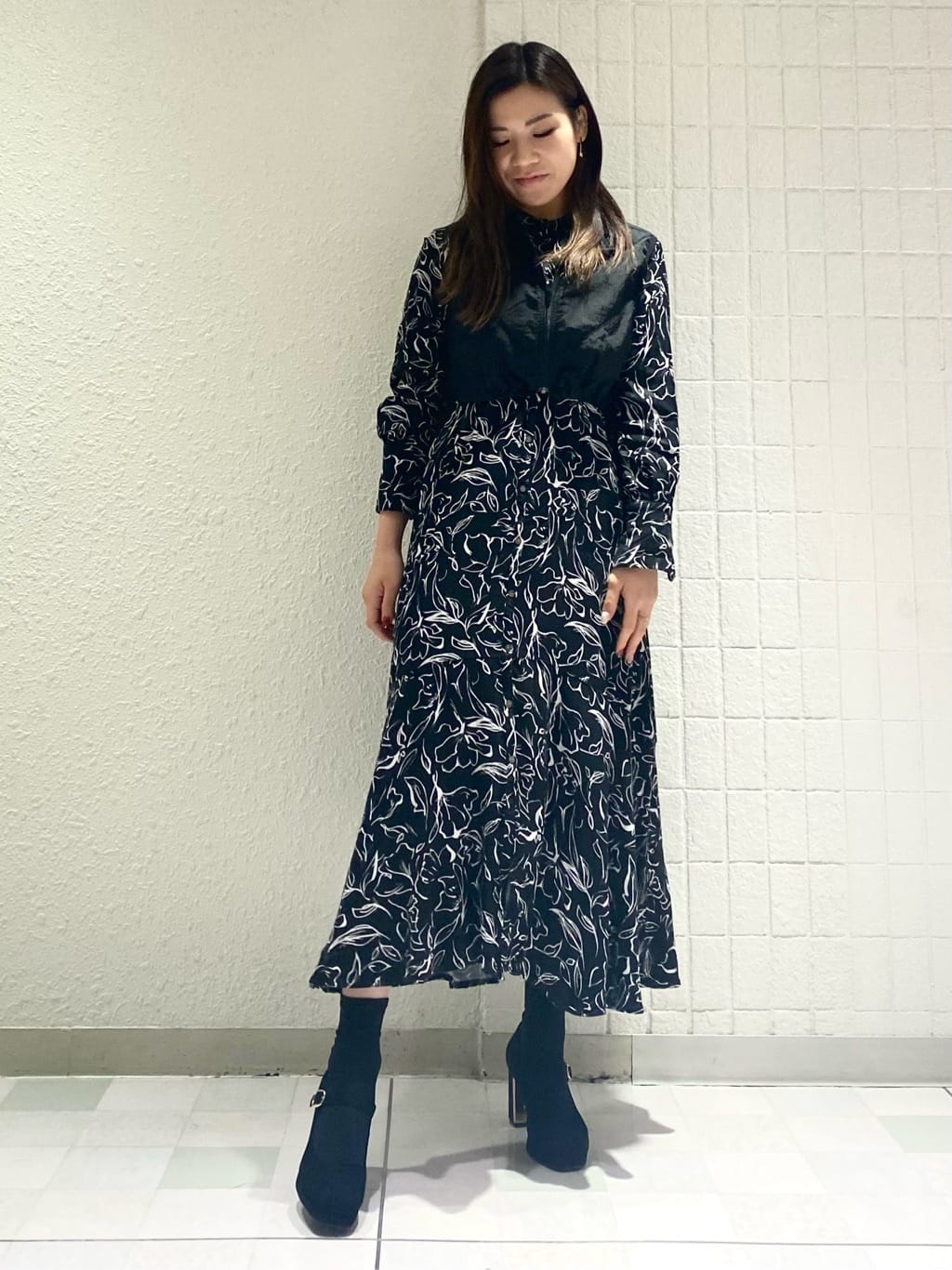 Akiさんの「ESPERANZA｜メッキプレートヒールストラップパンプス」を使ったコーディネート