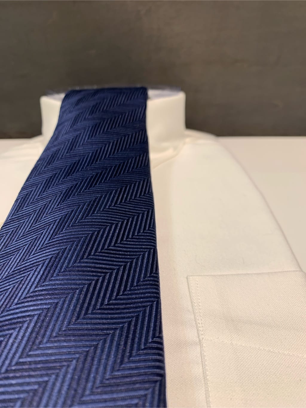 木村剛さんの「TAKEO KIKUCHI｜【Made in JAPAN】矢絣（やがすり）シルクネクタイ」を使ったコーディネート